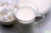 痛风发作期间能不能喝羊奶 牛奶营养高还是羊奶