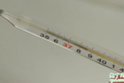 水银体温计量体温多少是正常 水银体温计口腔温度多少正常