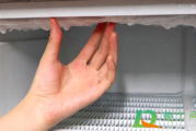 冰箱保鲜层结冰怎么除