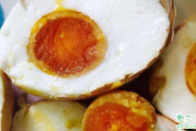 怎样腌鸡蛋出油不咸 腌鸡蛋出油有什么方法