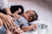 一般孩子疫苗要打到什么时候 宝宝推迟打疫苗有影响吗