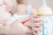 三个月宝宝不吃奶怎么回事 宝宝厌奶可能是什么病