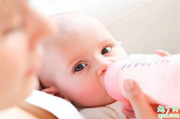 3个月宝宝不喝奶瓶有什么好办法吗 怎样才能使宝宝用奶瓶喝奶