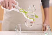 婴儿奶瓶用清洁剂冲洗安全吗 天天用奶瓶清洗剂有害吗