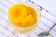 做黄桃罐头黄桃和冰糖的比例是多少